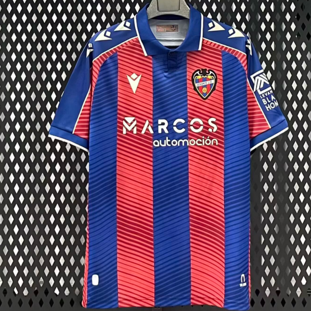 Maillot domicile Levante 25/26 Le 12 -ème Maillot, maillot de football avec logo et design officiel de l'équipe.