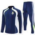 Ensemble de football Real Madrid bleu 25/26, maillot officiel Le 12-ème Maillot, vue de face avec logo et détails du maillot