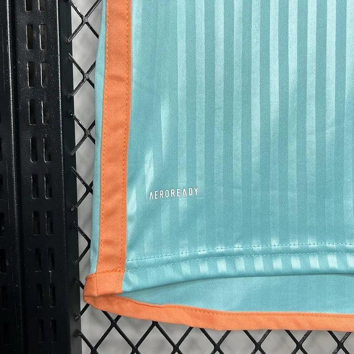 Maillot Inter Miami Third Vert 2024/25 de Le 12 -ème Maillot, vue du devant avec logo et détails du design vert.