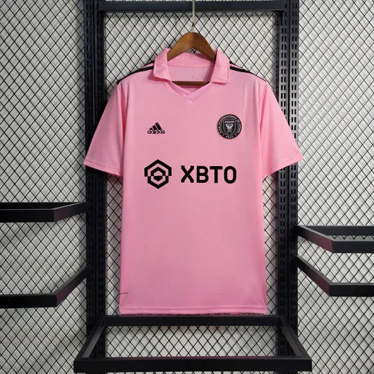 Maillot domicile de l'Inter Miami saison 2023-2024, marque Le 12 -ème Maillot, vue de face avec logo et détails du maillot.
