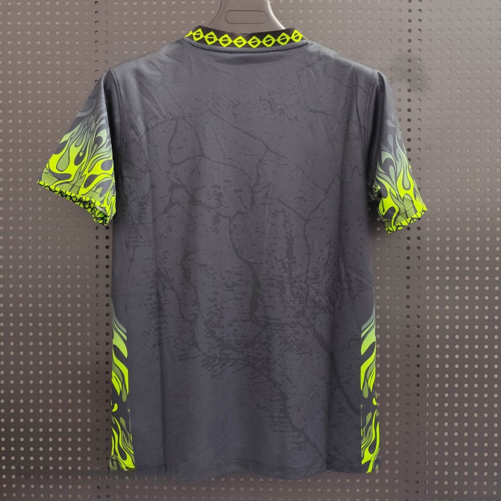 Maillot de football pour enfants Le 12 -ème Maillot, modèle Brésil spécial gris 25/26, vue front avec logo et détails.