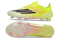 Crampons F50 Élite de Le 12 -ème Maillot, en acier durci avec pointes robustes pour l'escalade ou la randonnée hivernale.