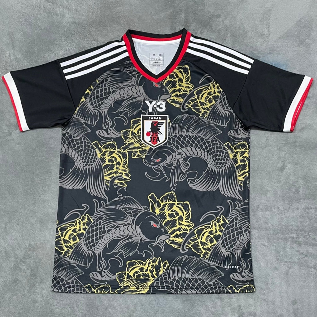 Maillot 24/25 Japon style D de Le 12 -ème Maillot, design sportif avec motifs colorés, vue de face.