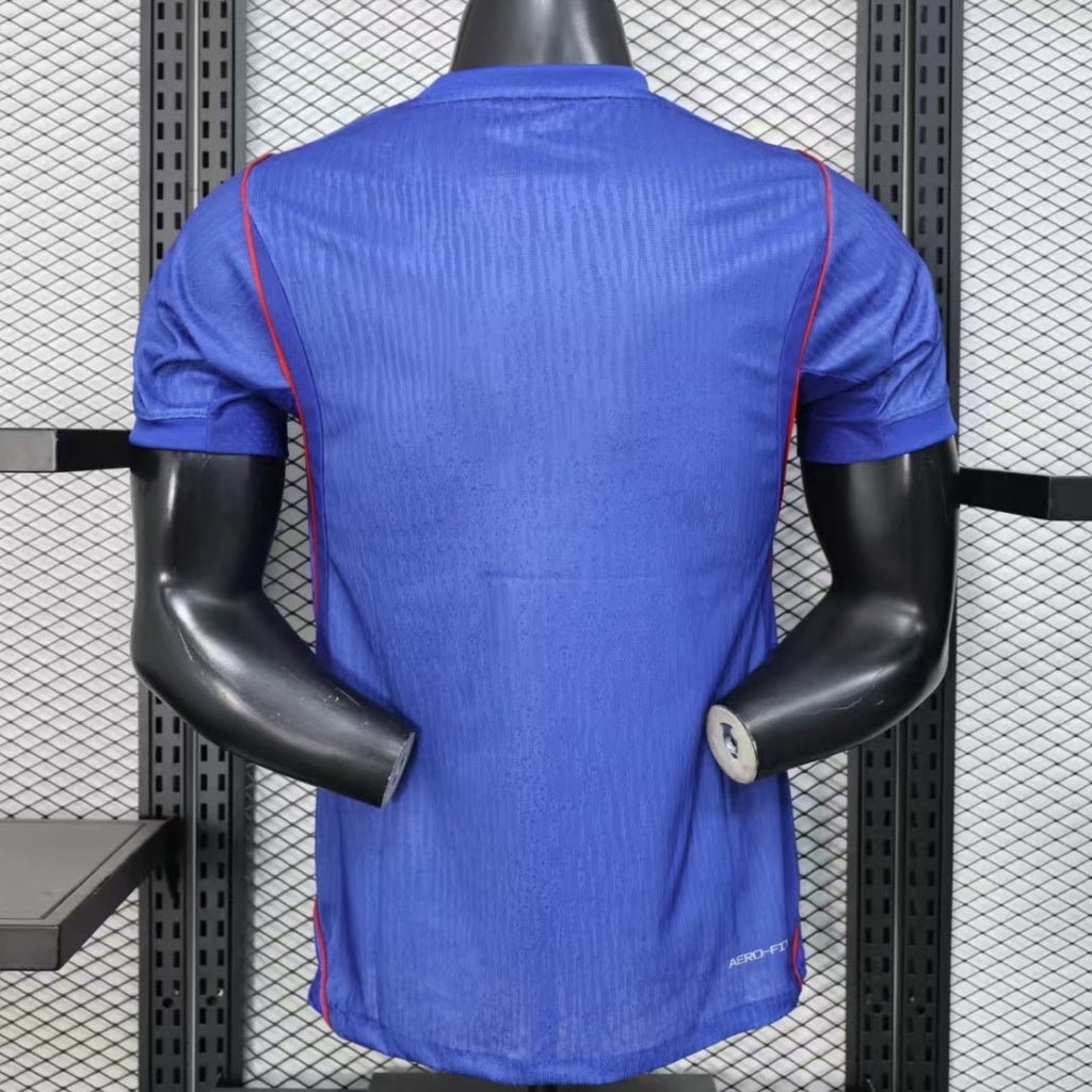 Maillot extérieur de football pour enfant 25/26 ans de la Croatie, marque Le 12 -ème Maillot, affichant les couleurs nationales.