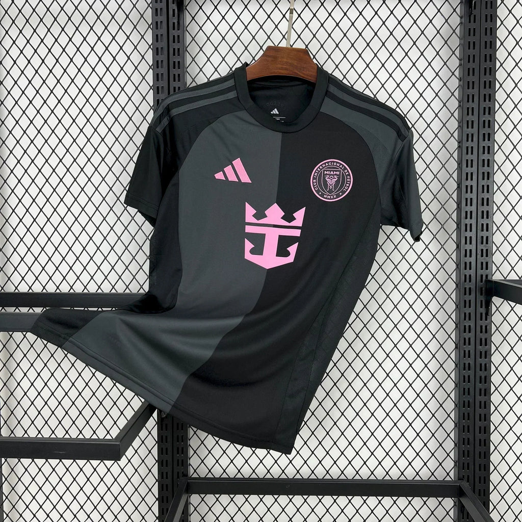 Maillot de football noir Inter Miami 2025-2026, marque Le 12-ème, vue de face avec logo et détails du maillot.