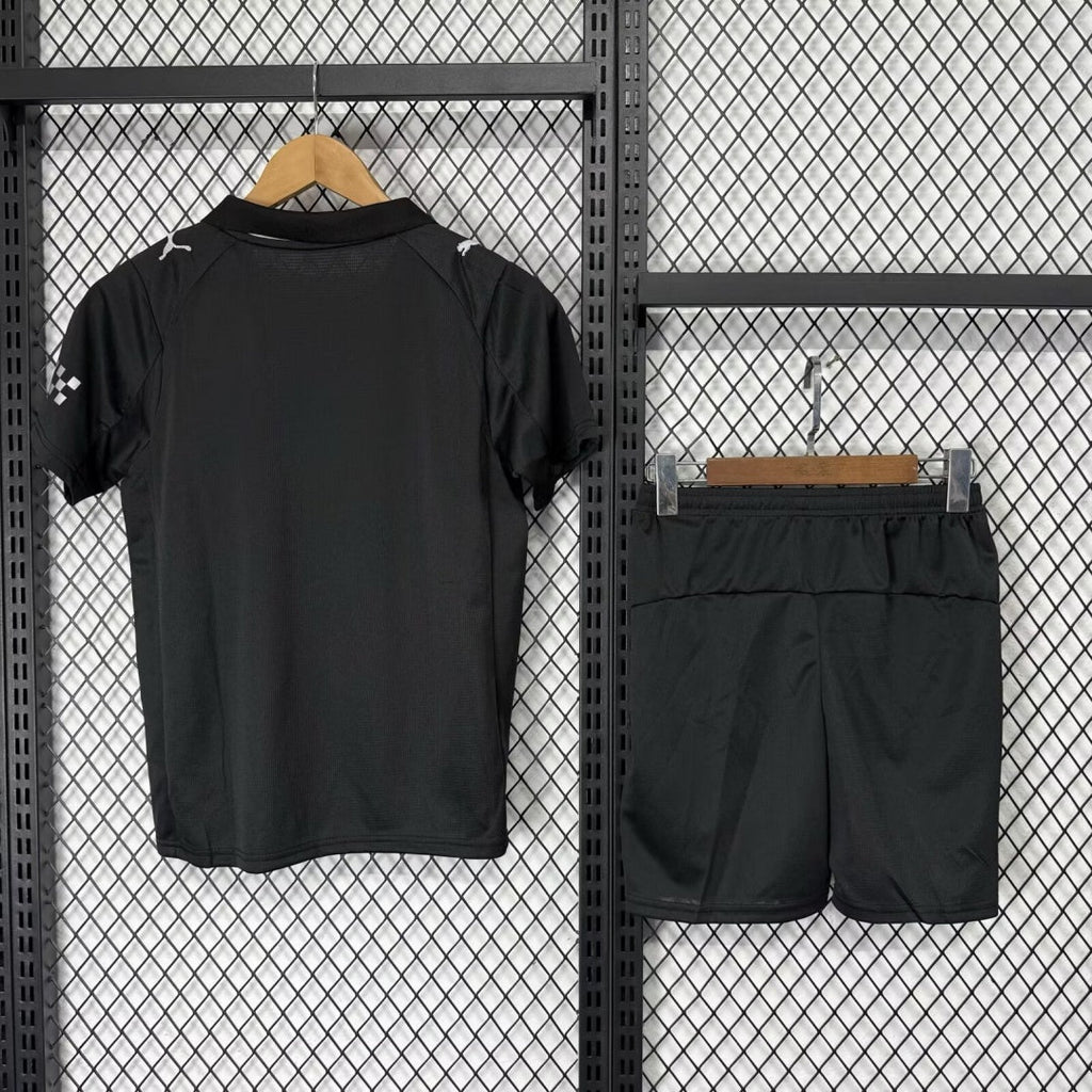 Ensemble extérieur pour adulte Manchester City 25/26, maillot officiel Le 12 -ème Maillot, vue de face.