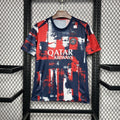 Maillot PSG rouge 25/26 Le 12-ème Maillot, maillot de football pour enfants avec logo et design officiel.