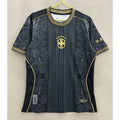 Maillot de football Brésil 25/26 Spécial noir de la marque Le 12 -ème Maillot, vue de face avec logo et détails du design