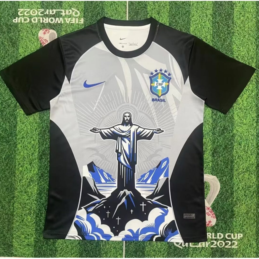 Maillot de football Brésil 25/26, modèle spécial AC, par Le 12 -ème Maillot, vue de face, couleurs vives et design sportif