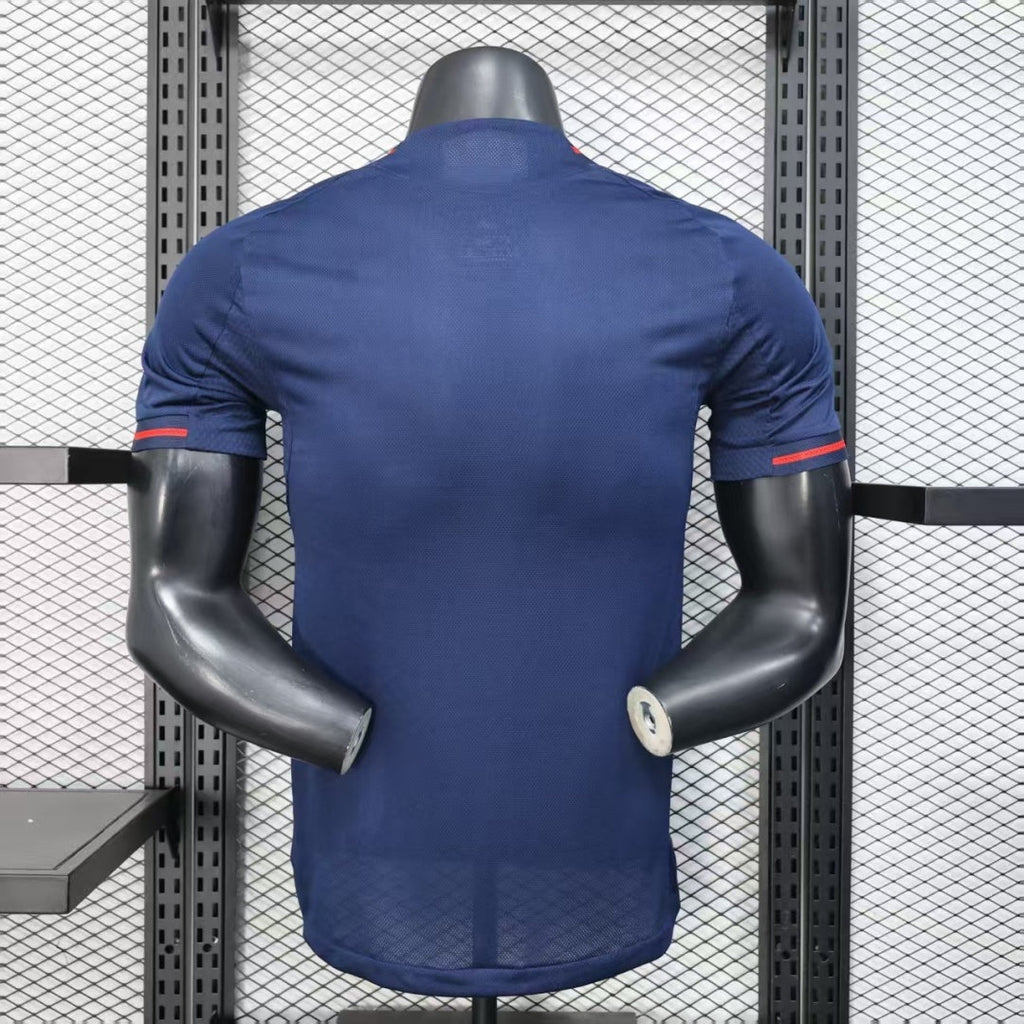 Maillot extérieur Lyon 25/26, maillot de football Le 12-ème Maillot, jersey avec logo et détails de l'équipe.