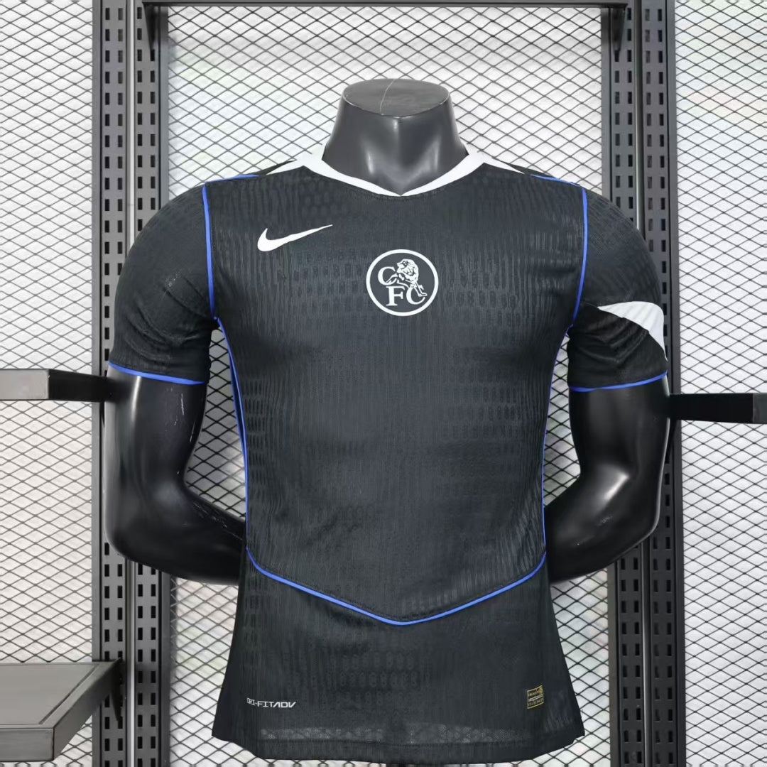 Maillot Chelsea troisième joueur Le 12-ème Maillot, maillot de football bleu avec logo de l'équipe et détails du design.