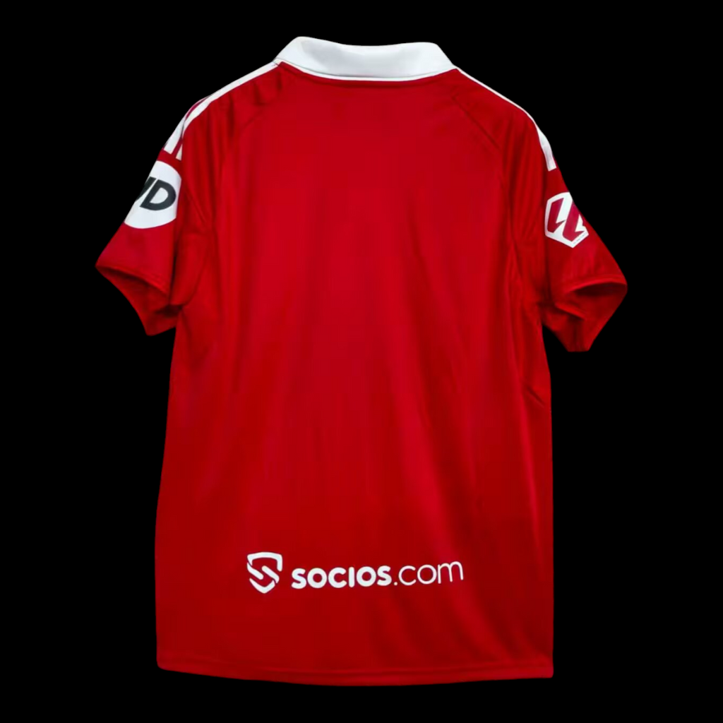 Maillot 25/26 Seville extérieur de Le 12 -ème Maillot, maillot de sport avec logo et détails visibles.