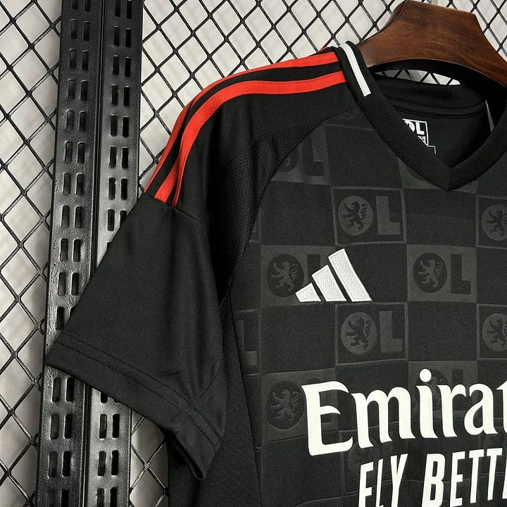 Maillot de football Olympique Lyonnais extérieur 2024-2025 Le 12-ème Maillot, maillot officiel avec logo et design moderne.