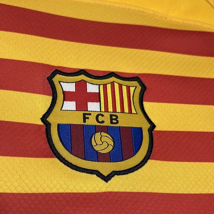 Maillot de football FC Barcelone 2024 2025 troisième, Le 12 -ème Maillot, vue frontale avec logo et design moderne.