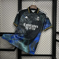 Maillot Real Madrid foot concept 2024 2025 de Le 12 -ème Maillot, vue de face avec logo et design sportif.