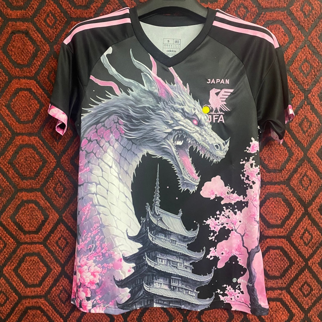 Maillot 25/26 Le 12 -ème Maillot rose avec dragon japonais, motif spécial, pour jeunes enfants, tissu coloré et graphique.