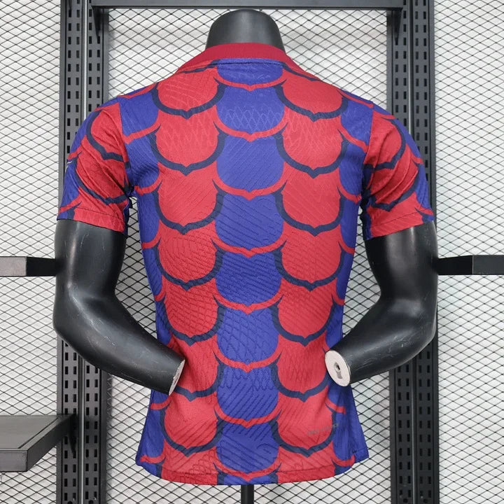 Maillot de football FC Barcelone 2024 2025 Pre-Match Le 12 -ème Maillot, maillot sportif avec logo officiel de l'équipe.