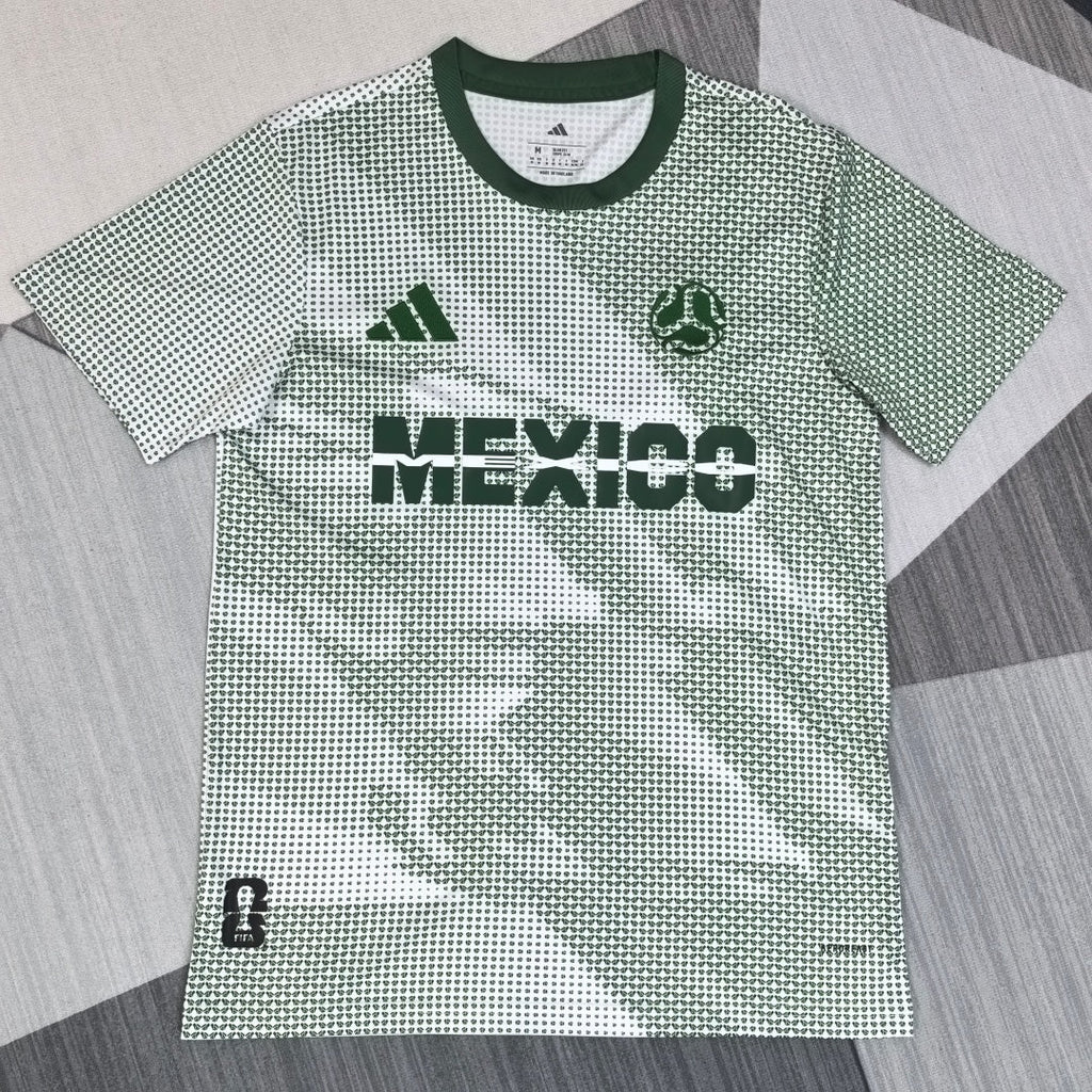 Maillot 25/26 Mexique Le 12 -ème Maillot, maillot de football avec couleurs du Mexique, porté par un joueur.
