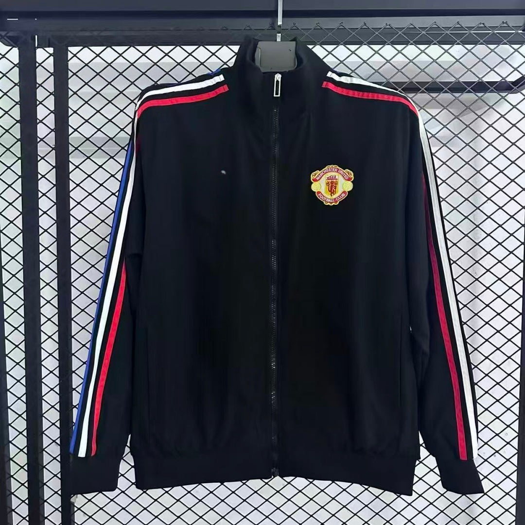 Veste coupe-vent réversible Manchester United Le 12 -ème Maillot, tissu léger avec logos de l'équipe sur les deux côtés
