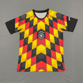 Maillot de football Allemagne Training A Le 12, en taille 25/26, vue de face avec logo et détails du maillot de sport.