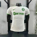 Maillot de football Sporting Concept 2024-25, Le 12ème Maillot, en tissu technique avec logo et design moderne.