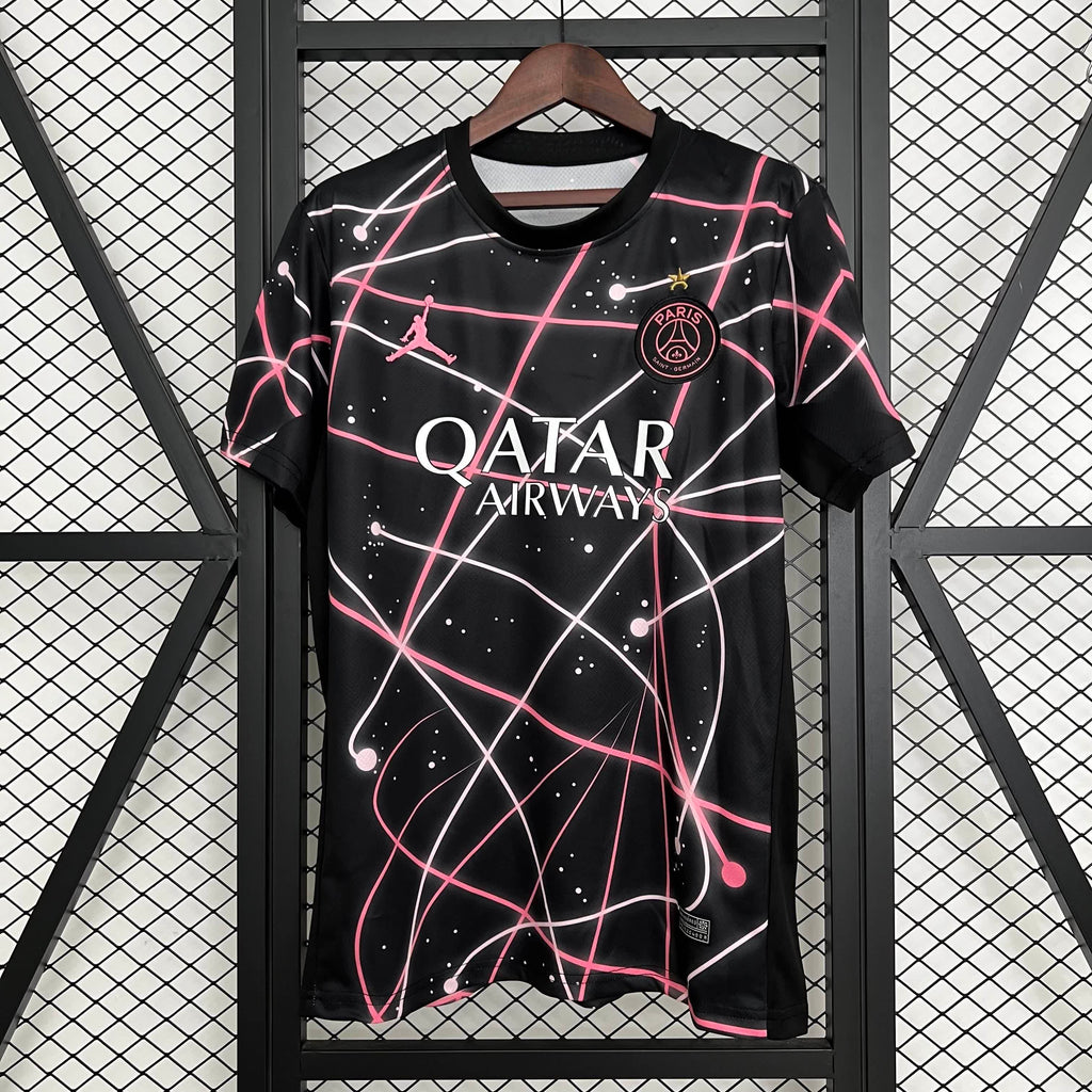 Maillot d'entraînement PSG 25/26 de la marque Le 12 -ème Maillot, bleu avec logo du club, vue de face.