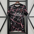 Maillot d'entraînement PSG 25/26 de la marque Le 12 -ème Maillot, bleu avec logo du club, vue de face.
