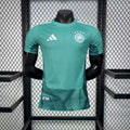 Maillot de gardien de l'équipe d'Allemagne pour la Coupe du Monde 2026, marque Le 12 -ème Maillot, devant avec détails du design.