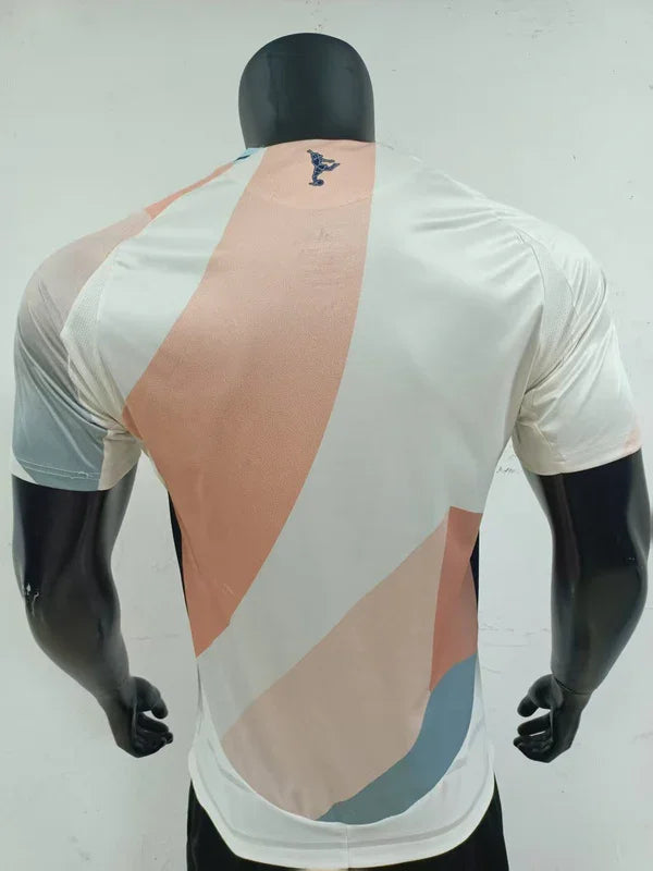 Maillot d'extérieur de l'équipe d'Espagne 2025-2026 Le 12, maillot de football avec logo et design officiel.