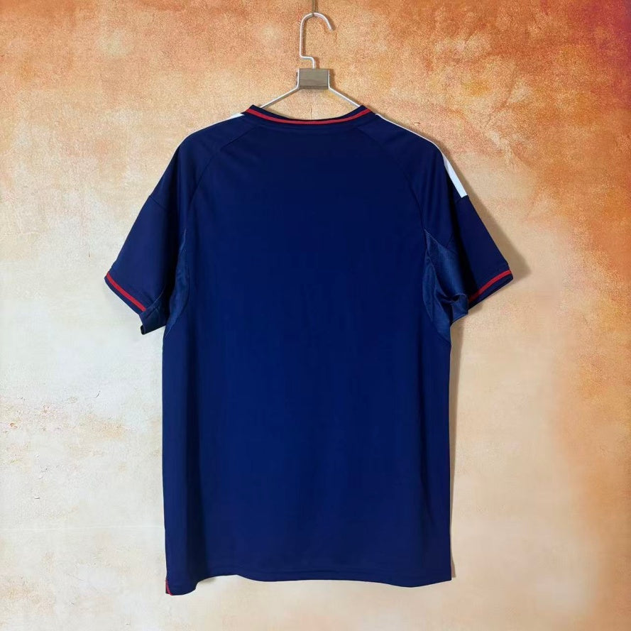 Maillot extérieur Lyon 25/26 Le 12 -ème Maillot, maillot de football avec logo et couleurs officielles de l'équipe.