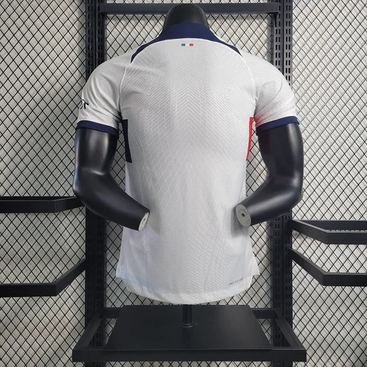 Maillot extérieur Paris 2023 2024 Le 12 -ème, maillot de football avec logo et détails graphiques visibles.
