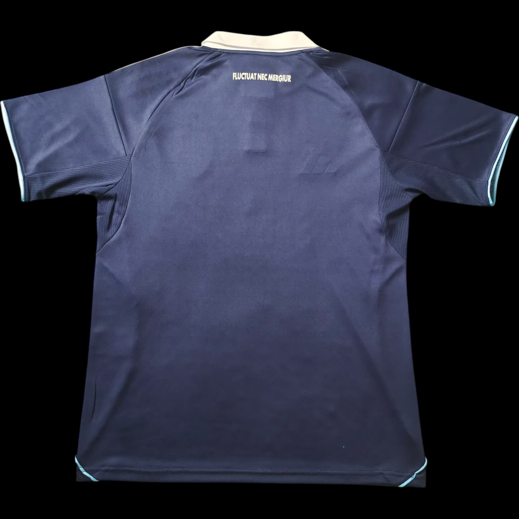 Maillot domicile Paris FC 25/26 Le 12 -ème Maillot, maillot de football bleu avec logo du club et détails en blanc.