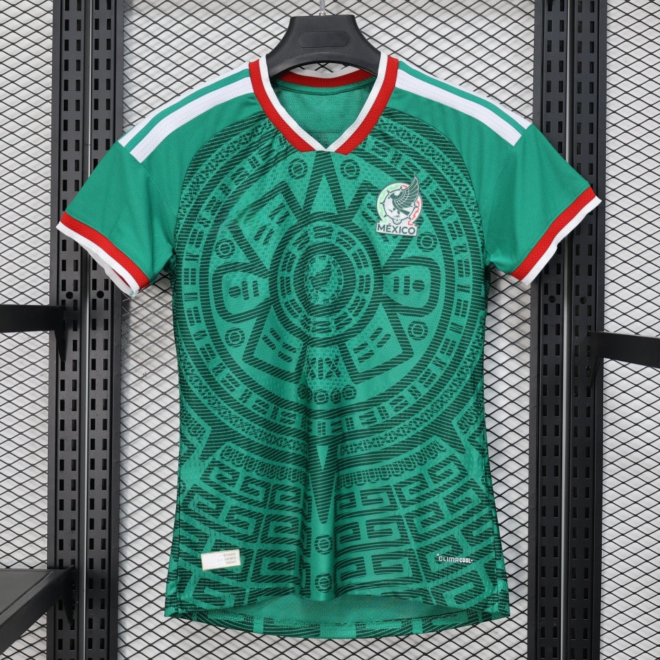 Maillot domicile Mexique 25/26 pour femme, marque Le 12 -ème Maillot, vue front du maillot de football.