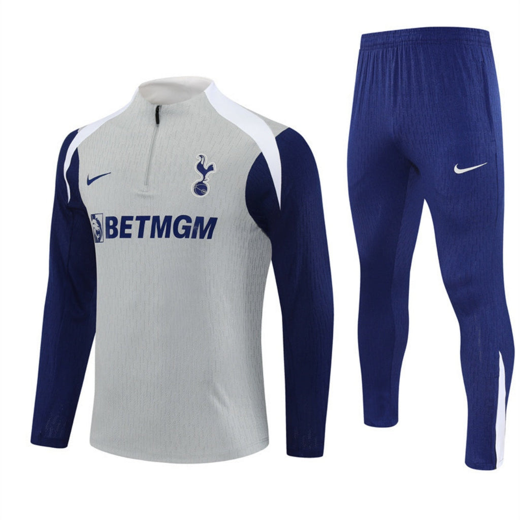 Ensemble de football Tottenham Spécial A de Le 12 -ème Maillot, maillot et short assortis pour supporters.