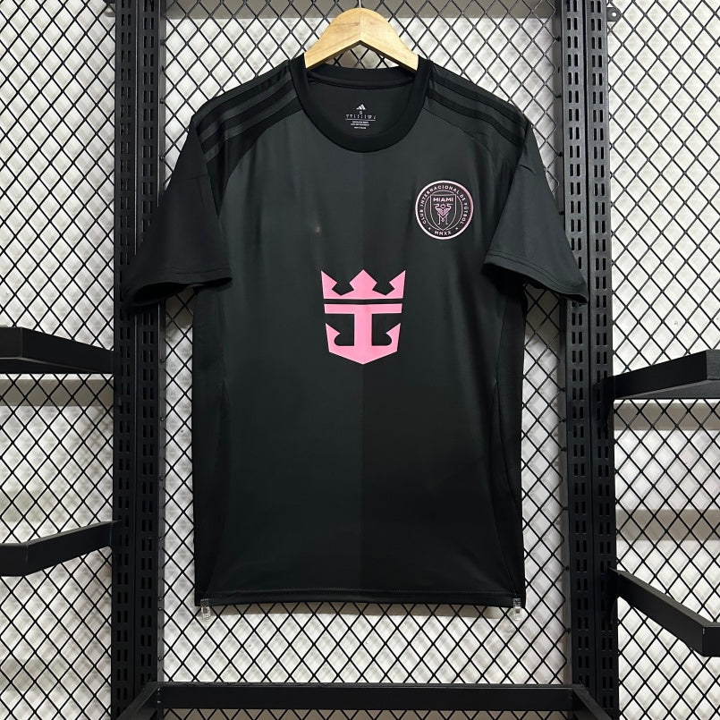 Maillot extérieur Inter Miami 25/26 de Le 12 -ème Maillot, maillot de football avec logo de l'équipe et design sportif.