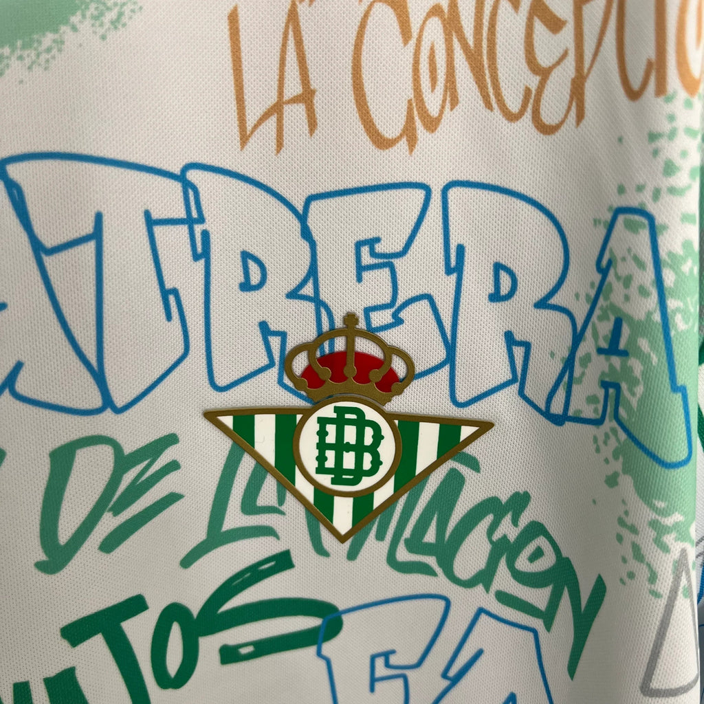Maillot concept du Real Betis 2025-26 par Le 12-ème Maillot, maillot de football vert avec détails blancs.