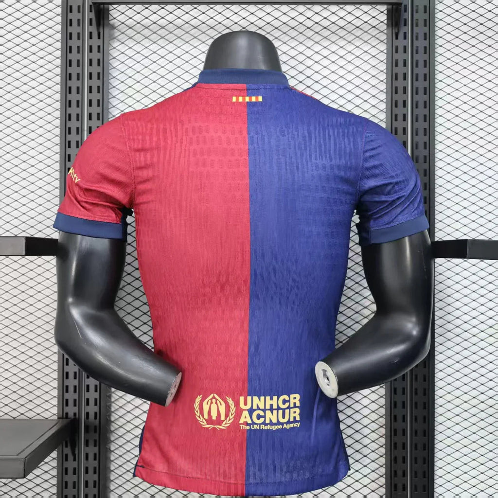 Maillot FC Barcelone 2024-25 Le 12 -ème Maillot, jersey de football bleu avec logo du club et détails en jaune.