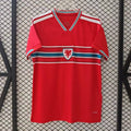 Maillot domicile 25/26 wales de Le 12 -ème Maillot, maillot de football avec les couleurs officielles du pays.
