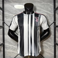 Maillot domicile Juventus 25/26 pour enfant, marque Le 12-ème Maillot, en tissu bleu avec logo et détails officiels.