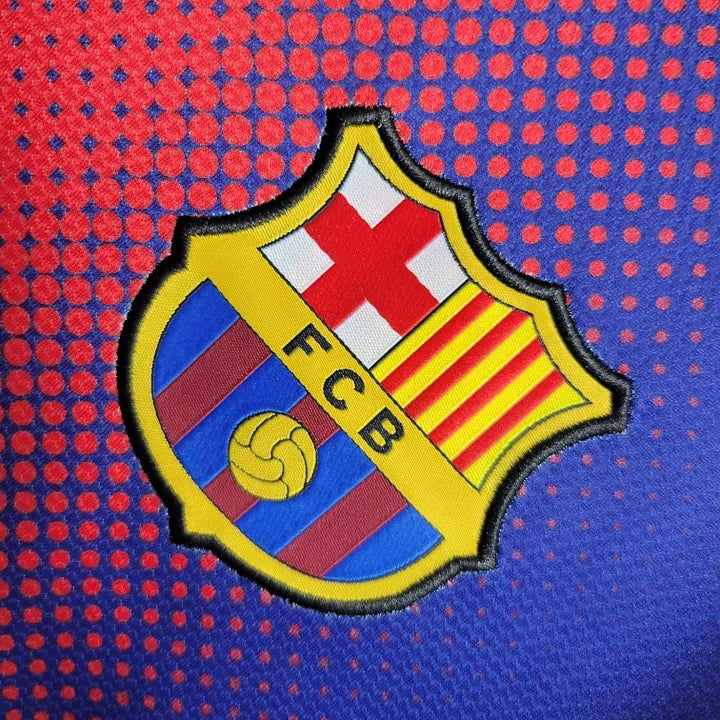 Maillot rétro FC Barcelone 2012/13 Le 12 -ème Maillot, maillot de football vintage avec logo et couleurs classiques blaugrana.