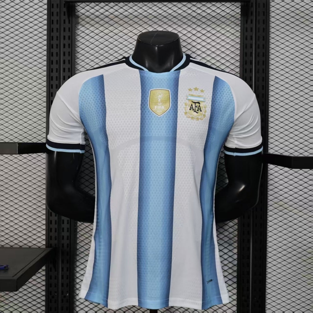 Maillot domicile Argentine 25/26 Le 12 -ème Maillot, maillot de football avec logo et détails du design officiel.