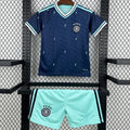 Ensemble pour enfant 25/26 cm, Le 12 -ème Maillot, extérieur Allemagne, vêtement pour jeunes enfants, image montrant le costume complet