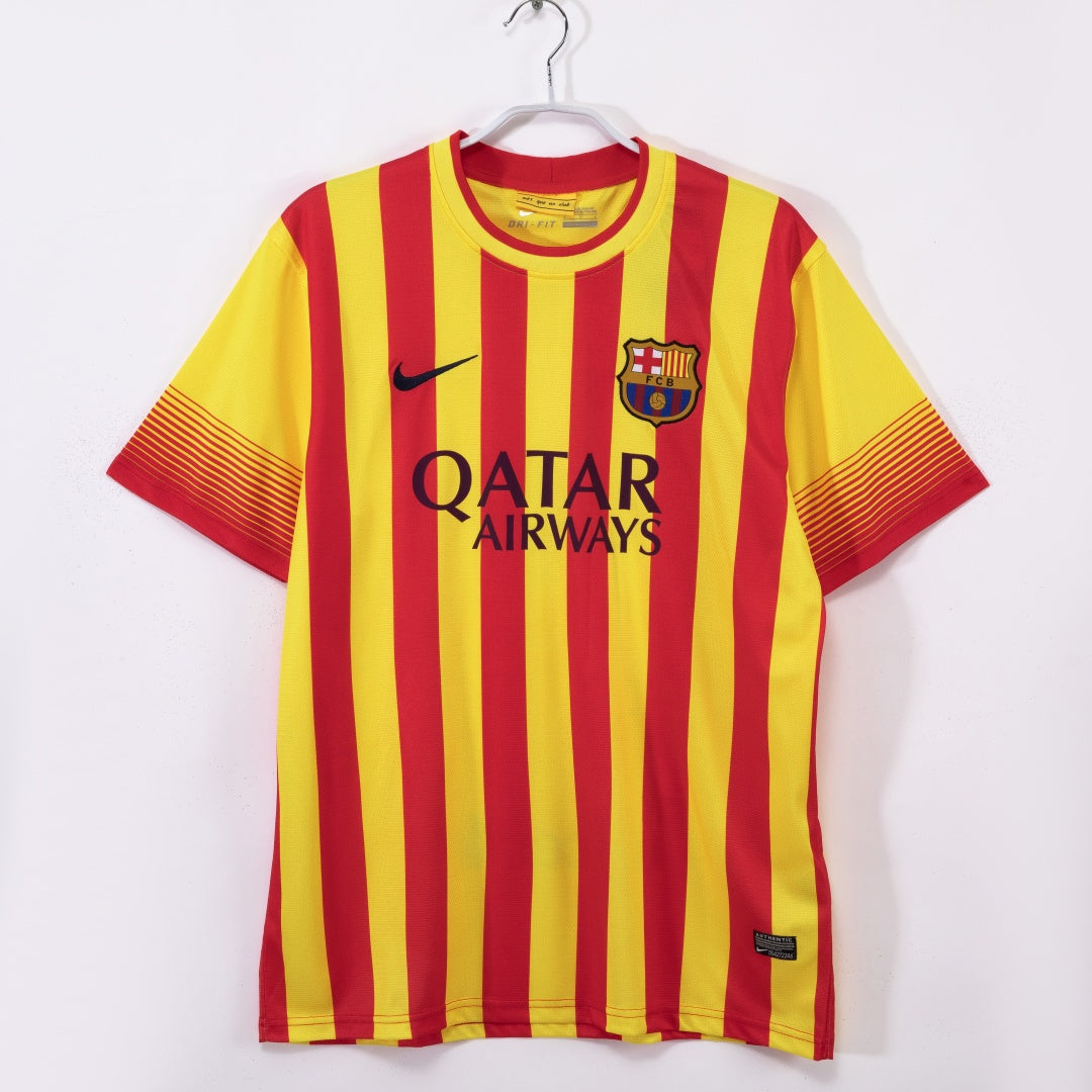 Maillot extérieur rétro du FC Barcelone 2013-2014, marque Le 12, avec le logo et les détails du design classique.