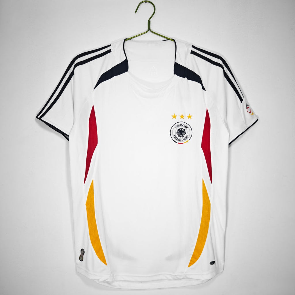 Maillot domicile rétro 2006 de l'Allemagne, marque Le 12 -ème Maillot, avec design classique et logo national visible.