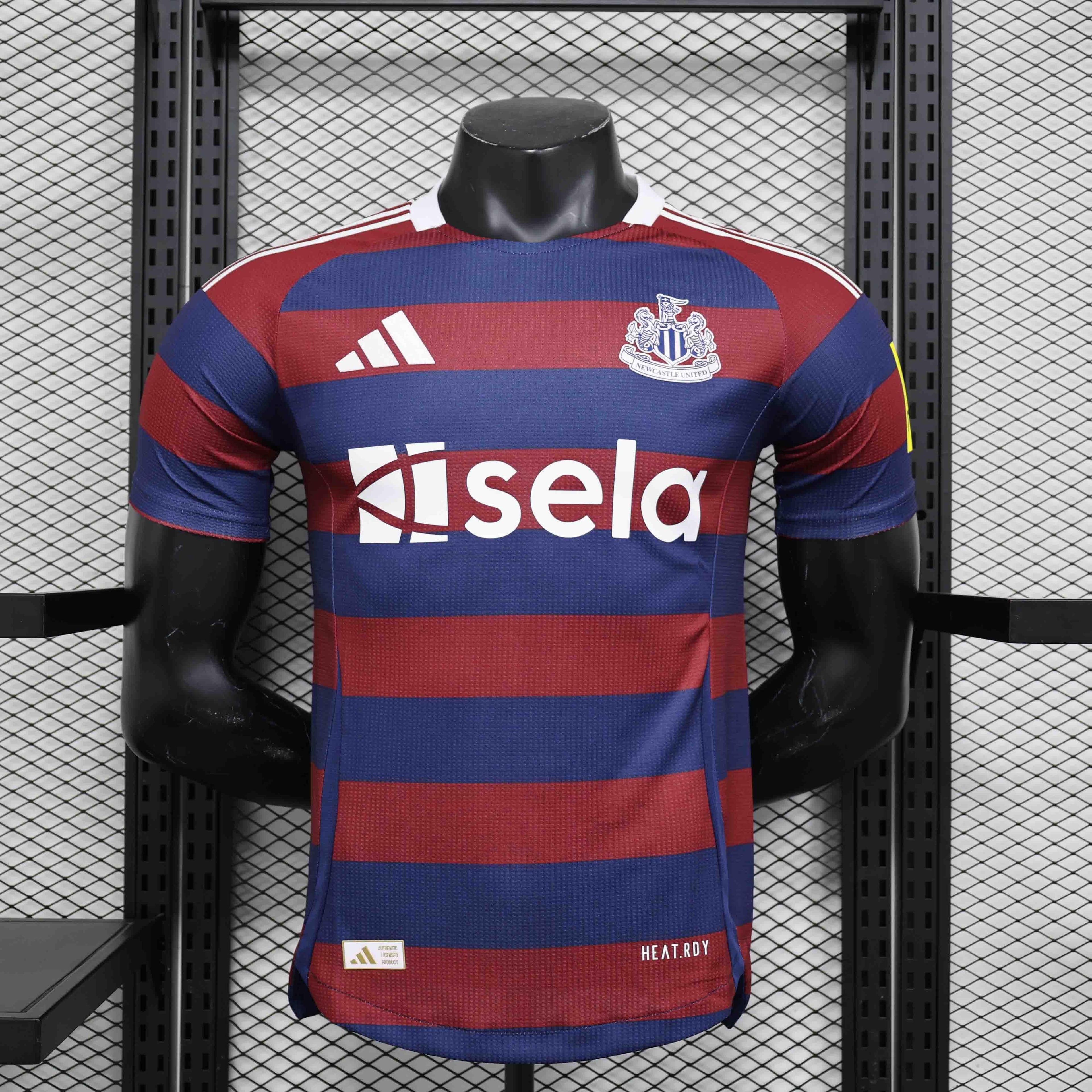 Maillot extérieur Newcastle 2024-25 Le 12 -ème Maillot, jersey de football avec logo et design moderne, vue de face
