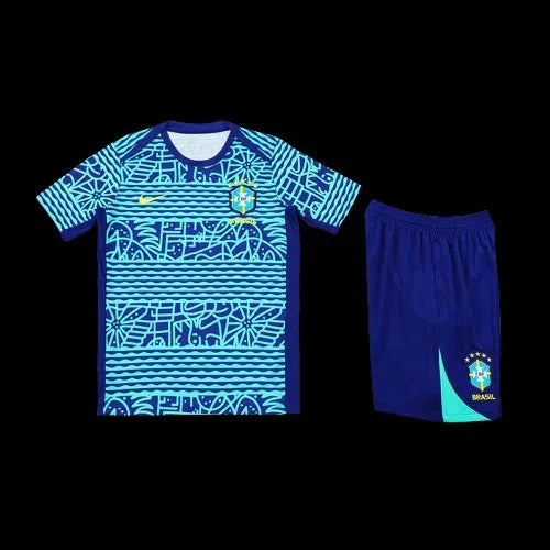 Ensemble Brésil Le 12 Maillot, maillot de football avec logo Brésil, couleur jaune et vert, vue en gros plan.