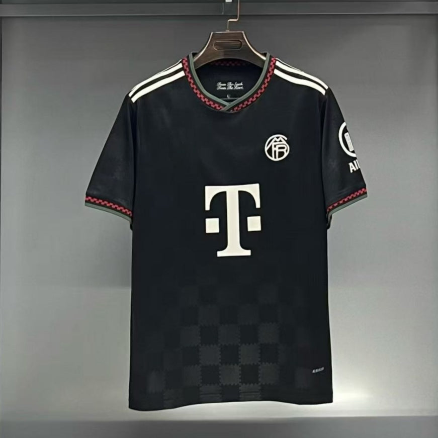 Maillot third Bayern Munich 25/26 de la marque Le 12-ème Maillot, devant avec logo et design officiel.