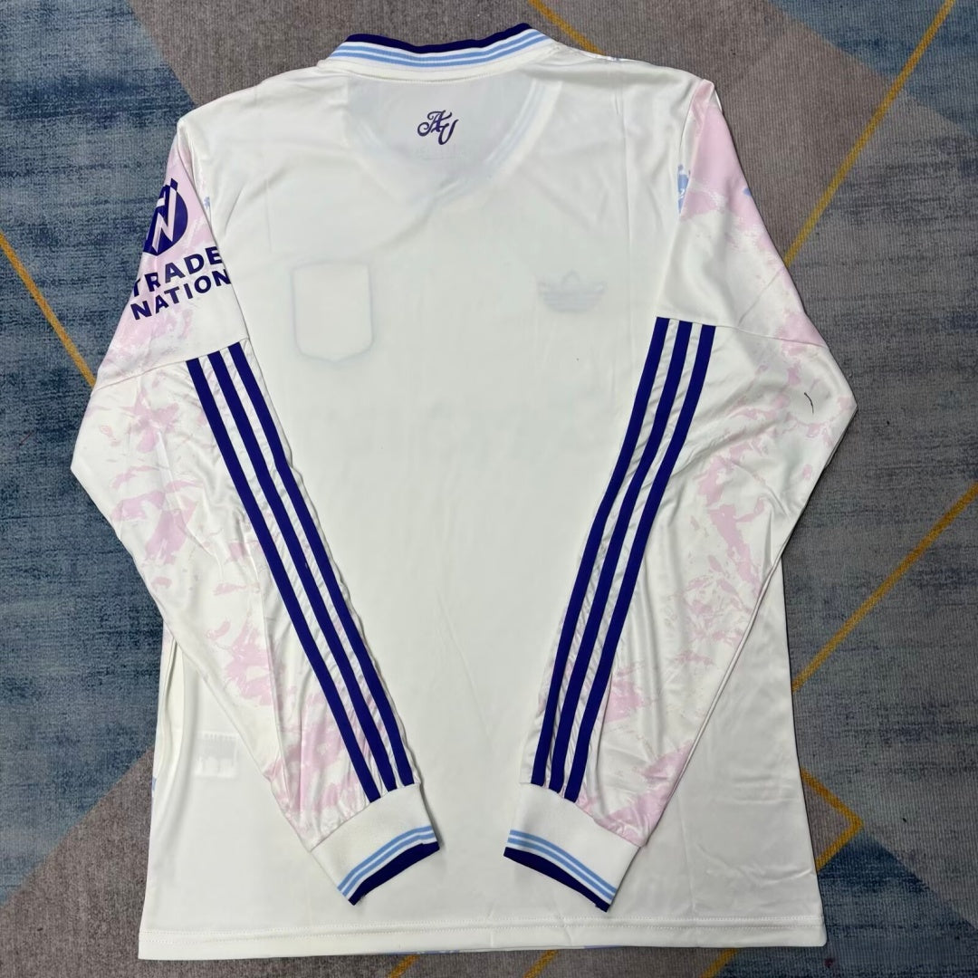 Maillot à manches longues Aston Villa Le 12 -ème Maillot, design officiel, en tissu bleu avec logo du club.