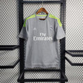 Maillot Real Madrid 2015 2016 Le 12 -ème Maillot, maillot de football blanc avec logo et détails du club, vue de face