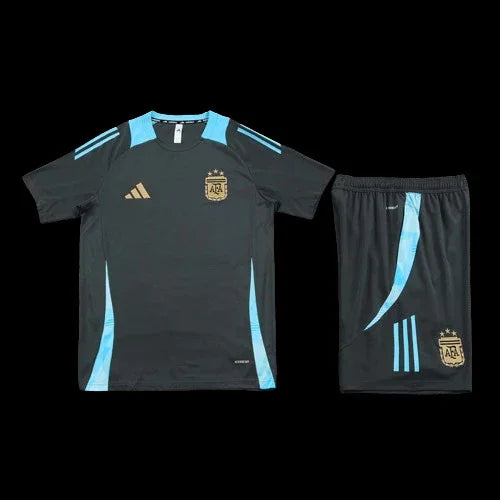 Ensemble Argentine de football Le 12 -ème Maillot, maillot jaune et bleu avec logo national sur le devant, vue frontale